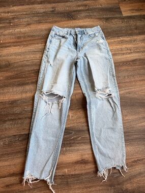 American Eagle Outfitters Light Blue Distressed Straight Leg Jeans
